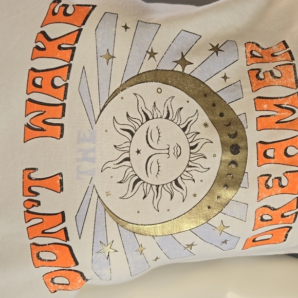 Vinyl Icons White Graphic Tee with Gold Sun and Moon Don't Wake The Dreamer Sz M - Picture 3 of 7